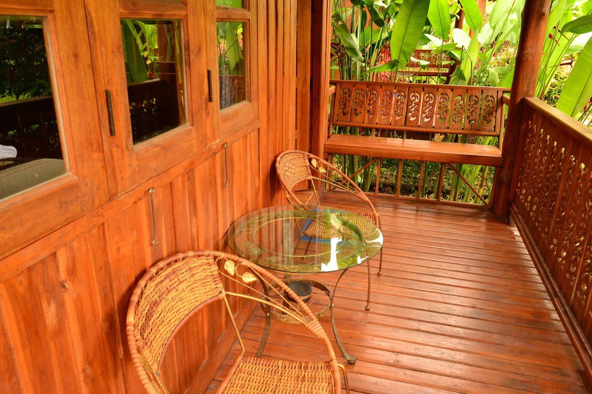 Yuwadee Resort Chalong Exterior foto